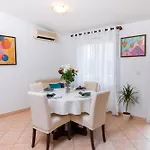 Sirol Apartment *