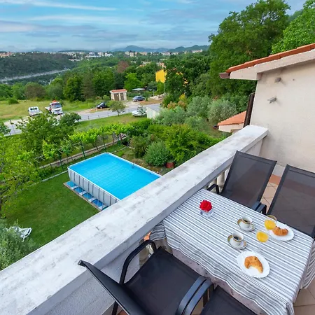 Apartment Sirol