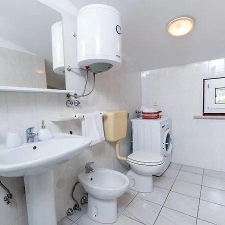 Sirol Labin (Istria)