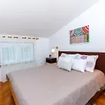 Sirol Apartman Labin